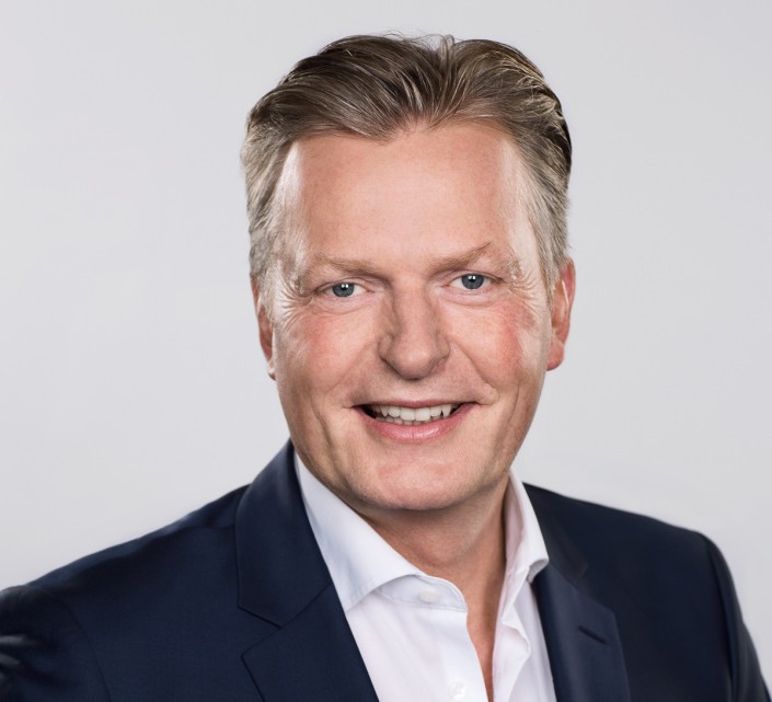 Nach Auffahrunfall Nannte Schnheitschirurg Meyer